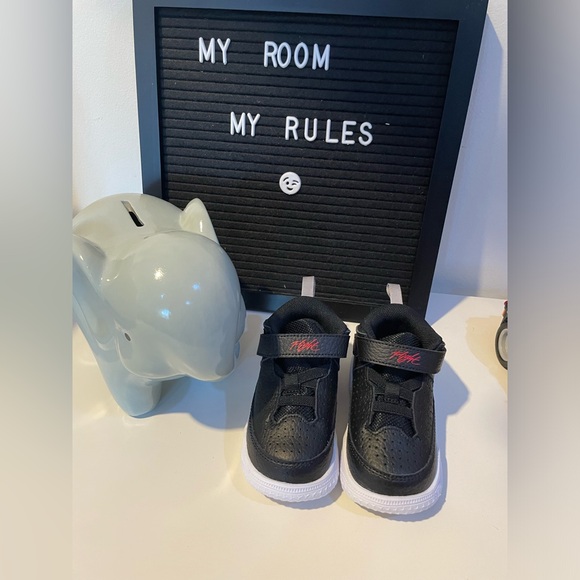 Jordan Max Aura 5 Toddler Boy Sneakers - Picture 1 of 4